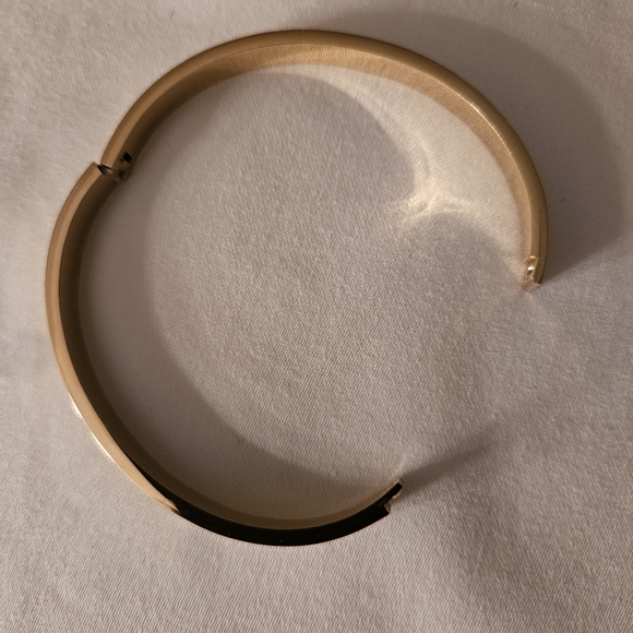 Gold and Silver Clover Stainless Steel Bangle Bracelets - Picture 7 of 10